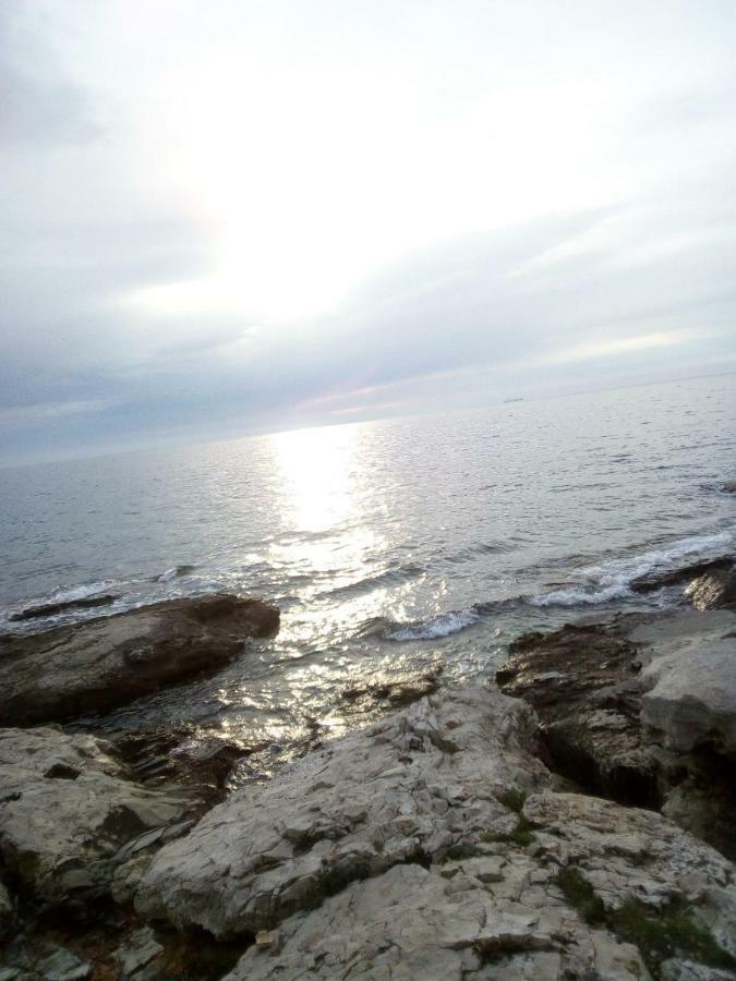 Appartamento App Emona Bašanija Esterno foto